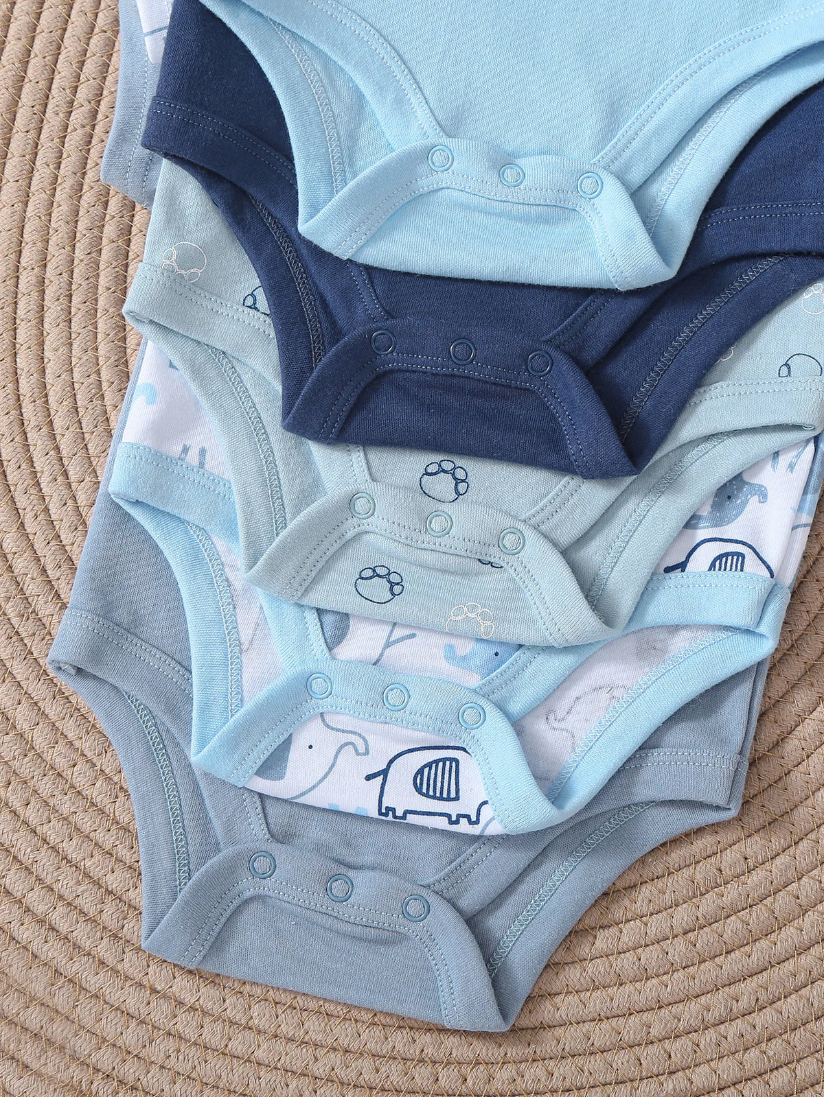 5pcs Newborn Baby Boy Short Sleeve Bodysuits, Cotton Cute Dinosaur Cartoon Rompers, Infant 1pc Jumpsuits, Round Neck Summer Outfits, Hospital Bag Essentials (Boys), Perfect for Outdoor