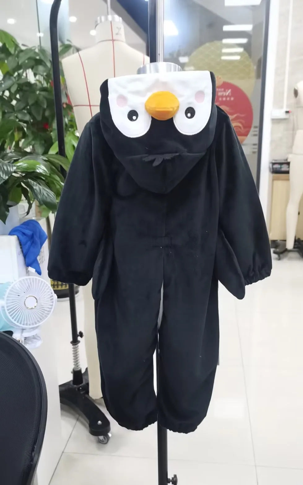 2027 Winter Infant Baby Hooded Long-Sleeve Plush Romper Creative Cartoon Animal Themed Zippered Warm Jumpsuit for Party Ovarlls